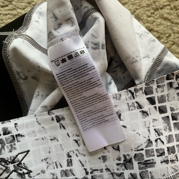 NWT Women’s 2xu Plyometric Printed Tights - Leggings - Picture 7 of 9